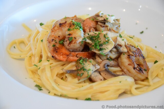 Prawns & Linguini in Thermidor Sauce.jpg