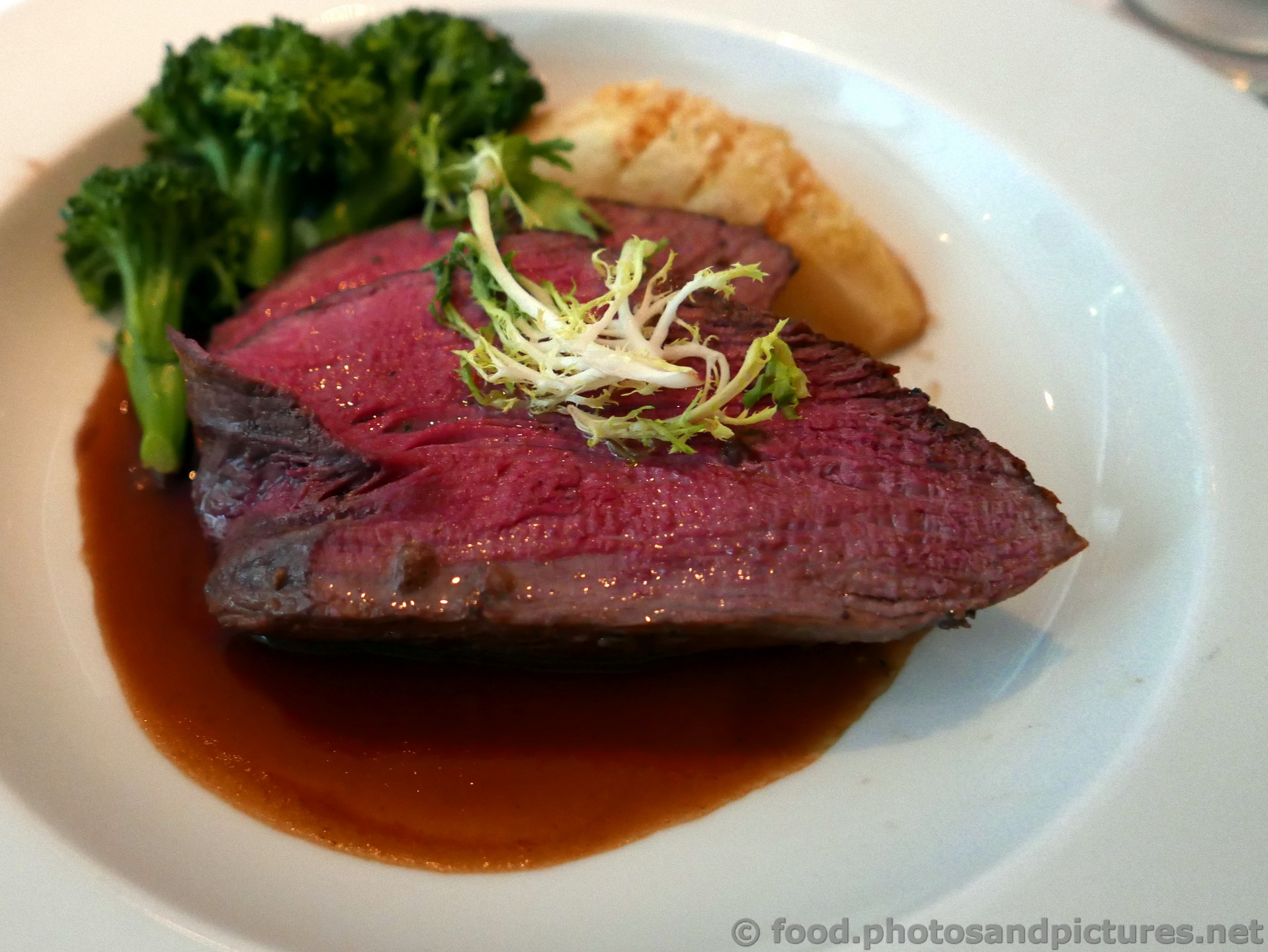Beef Tenderloin Chateaubriand.jpg
